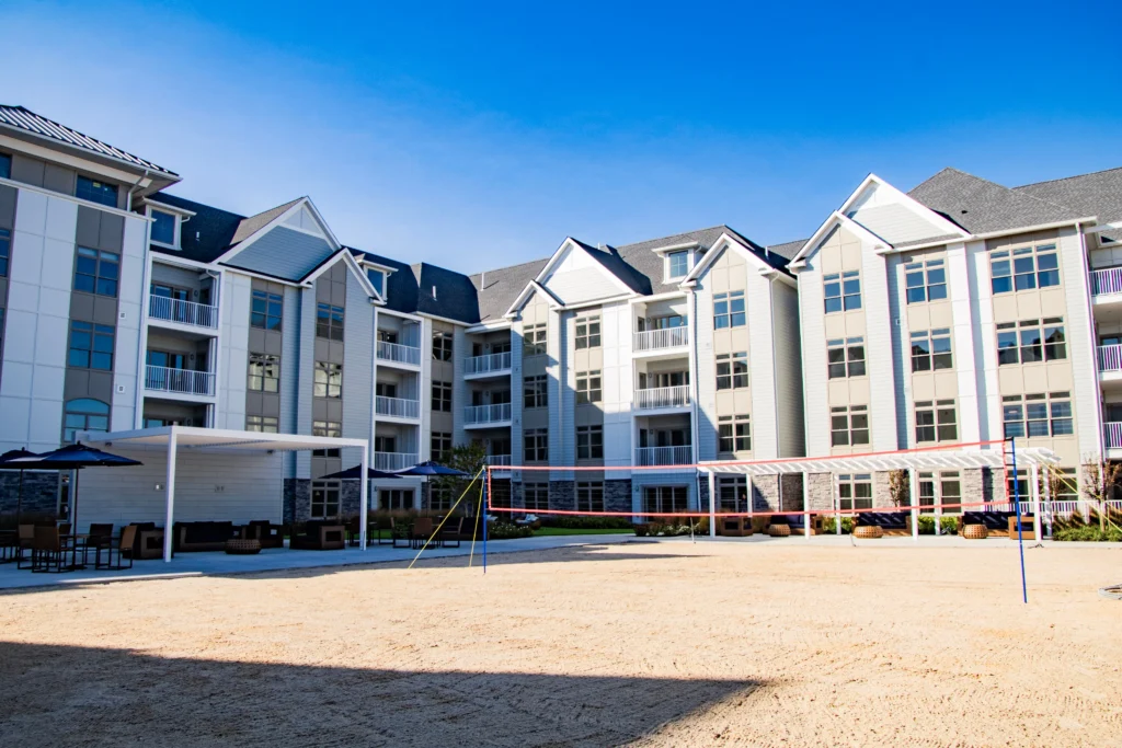 volleyball & pickleball courts